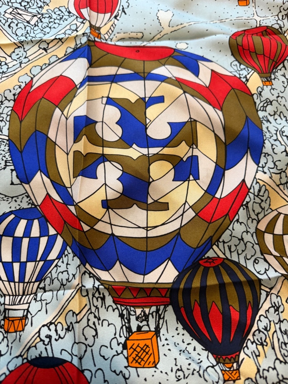 NEW Tory Burch Balloons in the Sky Silk Square Scarf - Picture 6 of 12